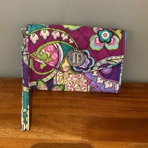 Vera Bradley Floral Paisley Quilted Wallet Wristlet NWOT